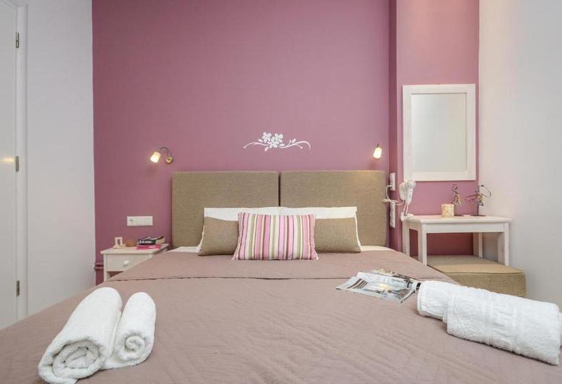 Номер Deluxe, Panormos Hotel And Studios