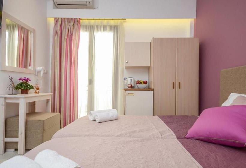 Номер Deluxe, Panormos Hotel And Studios