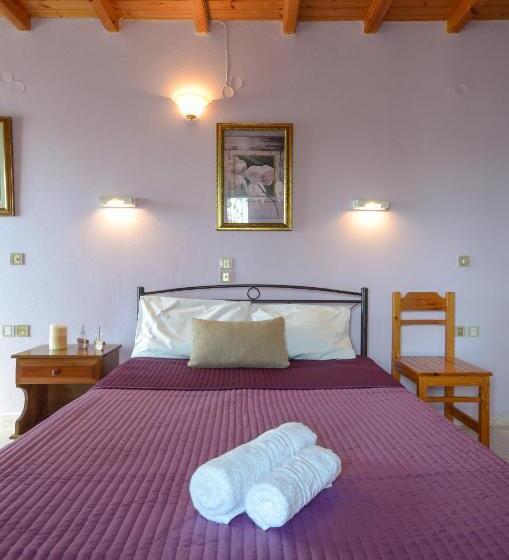 Студия Стандарт, Panormos Hotel And Studios