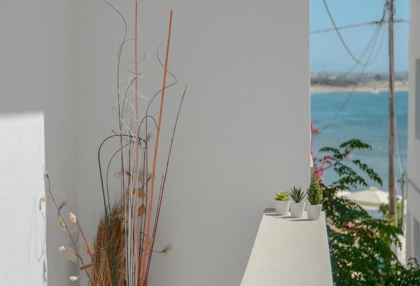 Номер Deluxe, Panormos Hotel And Studios