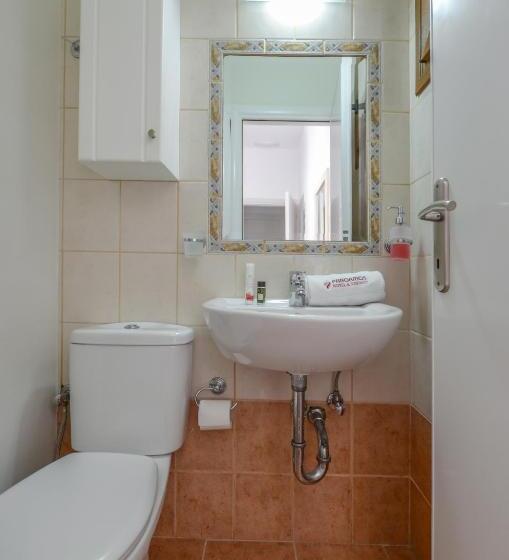 Номер Deluxe, Panormos Hotel And Studios