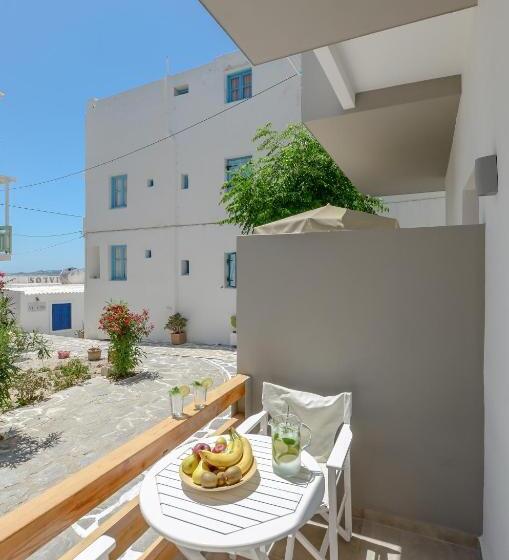 Номер Deluxe, Panormos Hotel And Studios