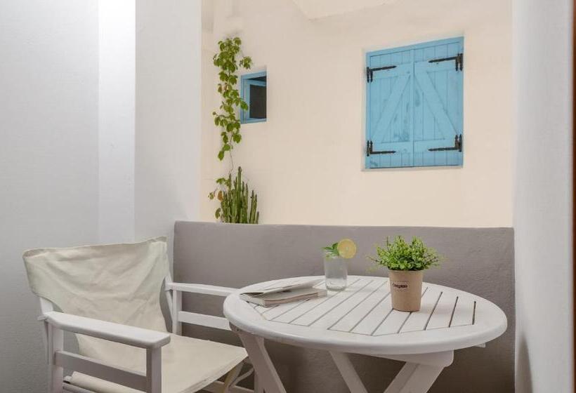 Номер Deluxe, Panormos Hotel And Studios