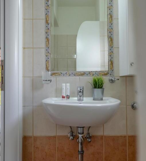 Номер Deluxe, Panormos Hotel And Studios