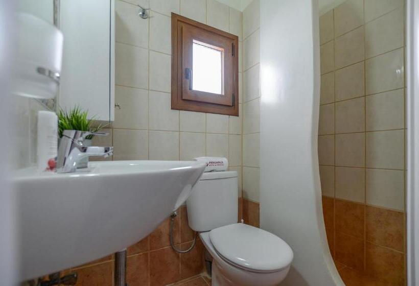 Номер Deluxe, Panormos Hotel And Studios