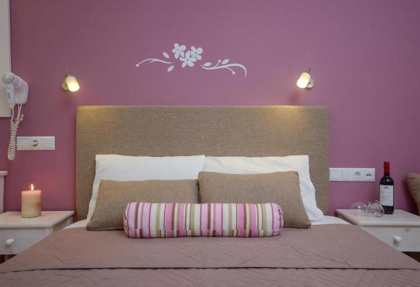 Номер Deluxe, Panormos Hotel And Studios