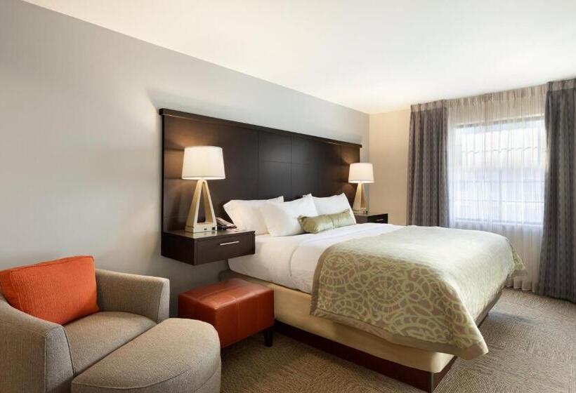 适合残疾人士使用的带超级大床的标准间, Staybridge Suites Midland By Ihg