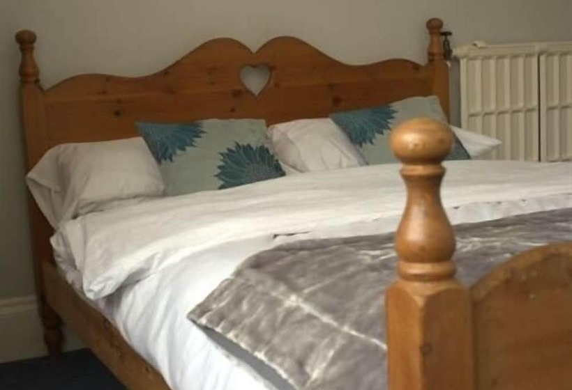 スタンダードルーム, The Bear Marlborough