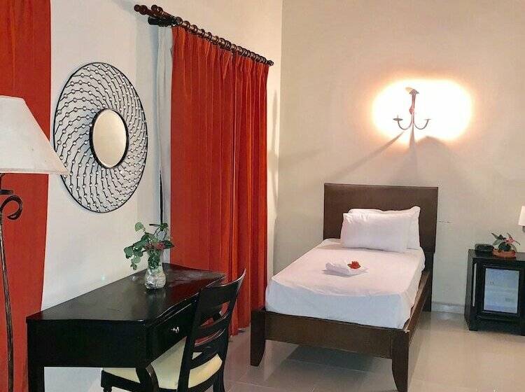 豪华套房, The Mt