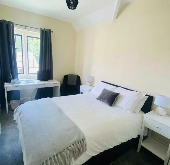 スタンダードルーム, Mirfield Monastery B&b