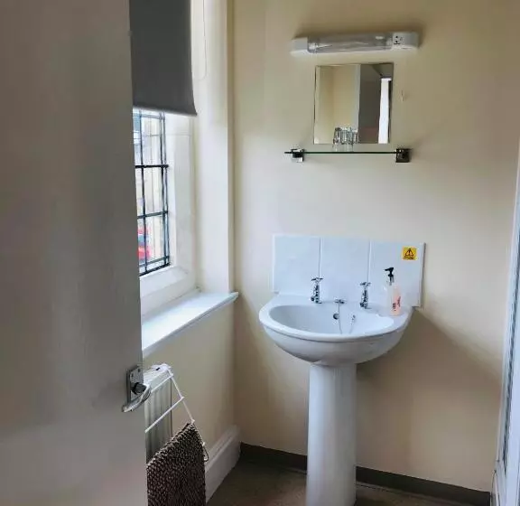 スタンダードシングルルーム, Mirfield Monastery B&b