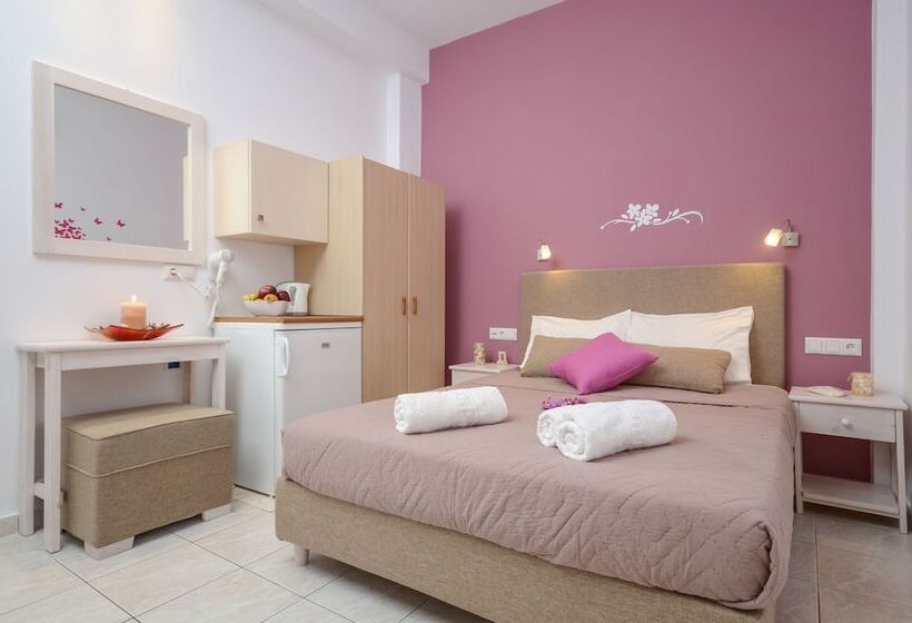 Номер Deluxe, Panormos Hotel And Studios