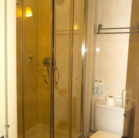 חדר משפחתי, Arrandale Guest House