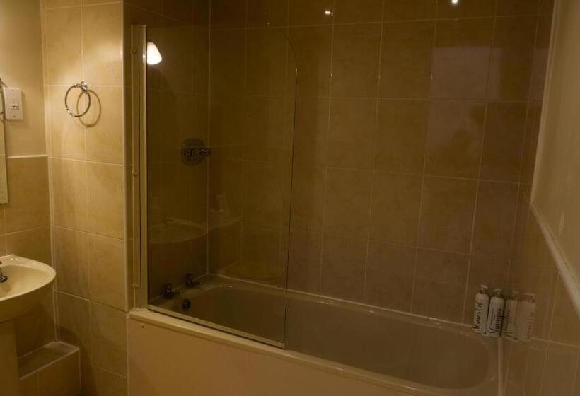 Standard room with outdoor bath, Arrandale Guest House
