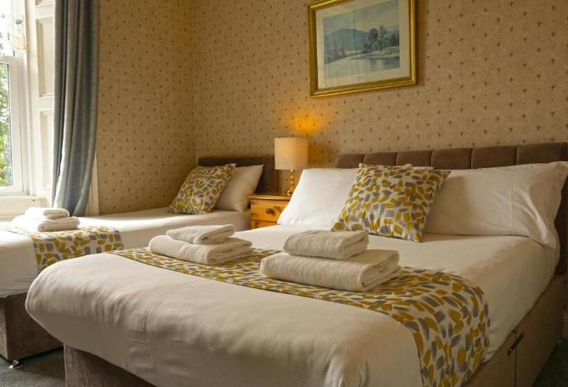 חדר משפחתי בסיסי, Arrandale Guest House