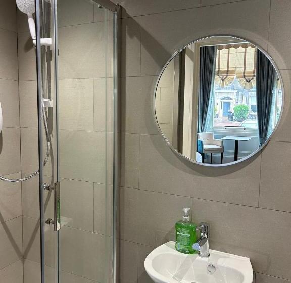 חדר קומפורט לשלושה, Arrandale Guest House