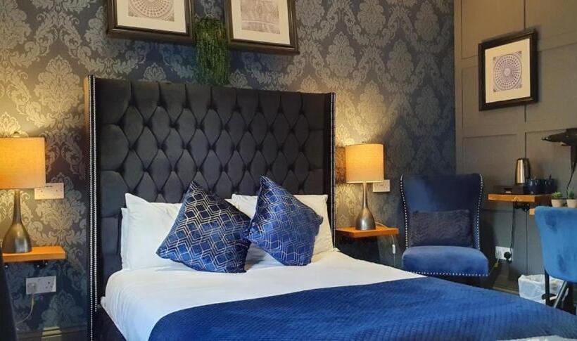 חדר סופריור, The Clifton