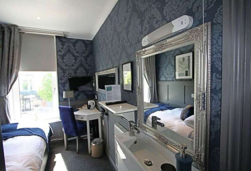 חדר סופריור יחיד, The Clifton