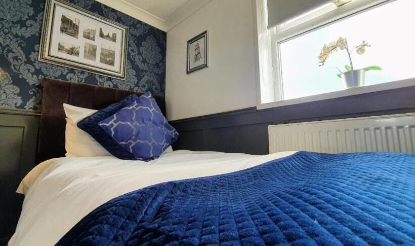 חדר סופריור יחיד, The Clifton