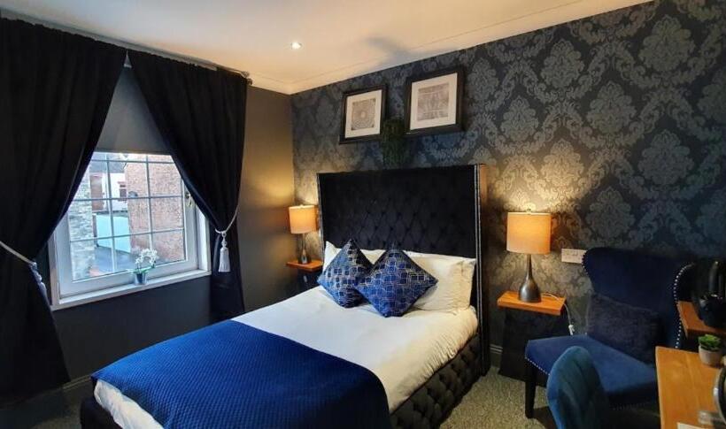 חדר סופריור, The Clifton