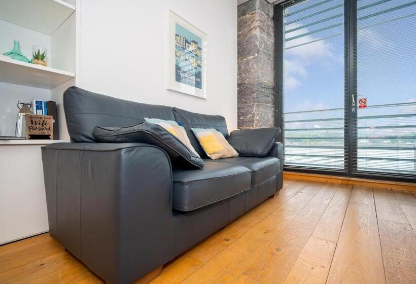 Апартаменты 1 Спальня, Royal William Yard Apartments