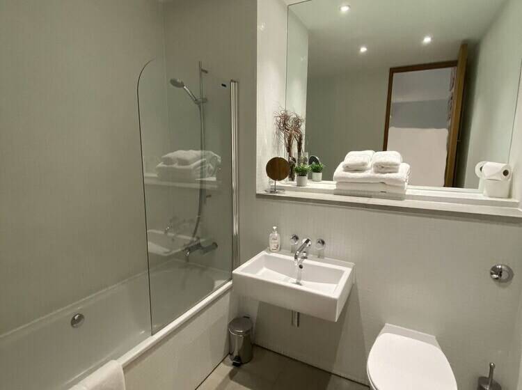 Апартаменты 1 Спальня, Royal William Yard Apartments