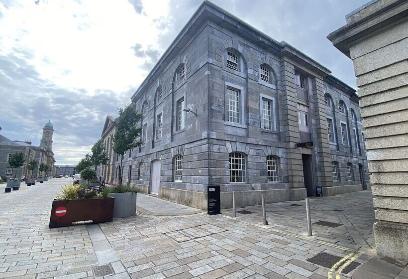 Апартаменты 1 Спальня, Royal William Yard Apartments