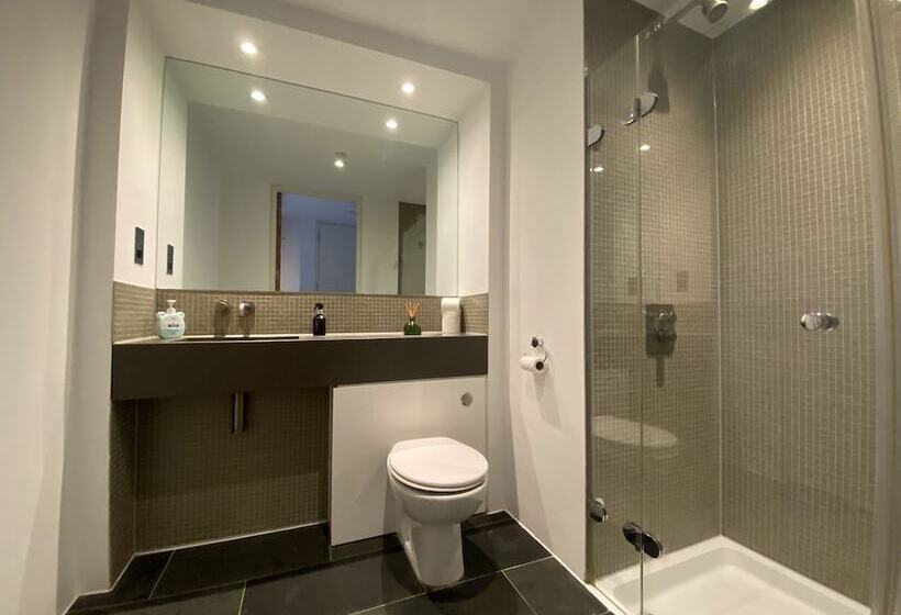 Апартаменты 1 Спальня, Royal William Yard Apartments