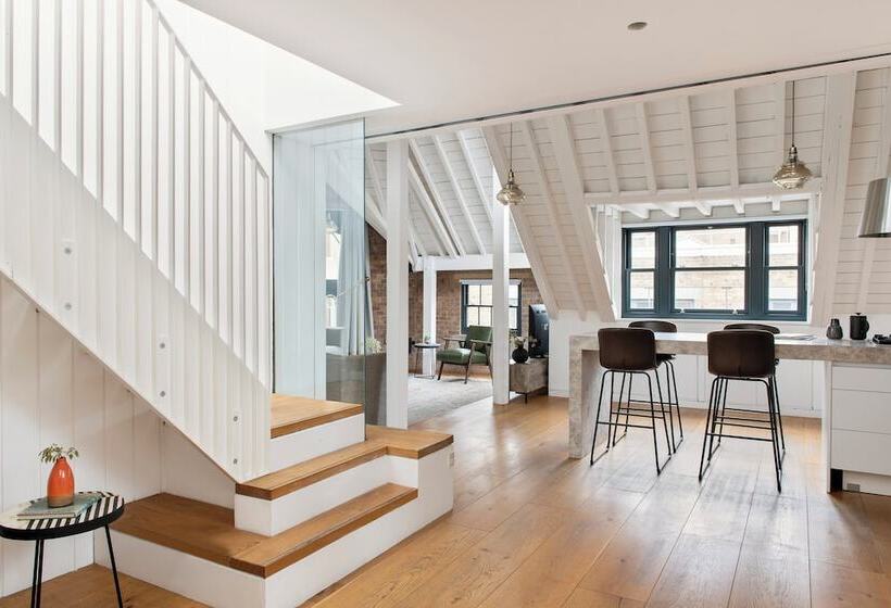 Апартаменты 3 Спальни, Cove Arne Street