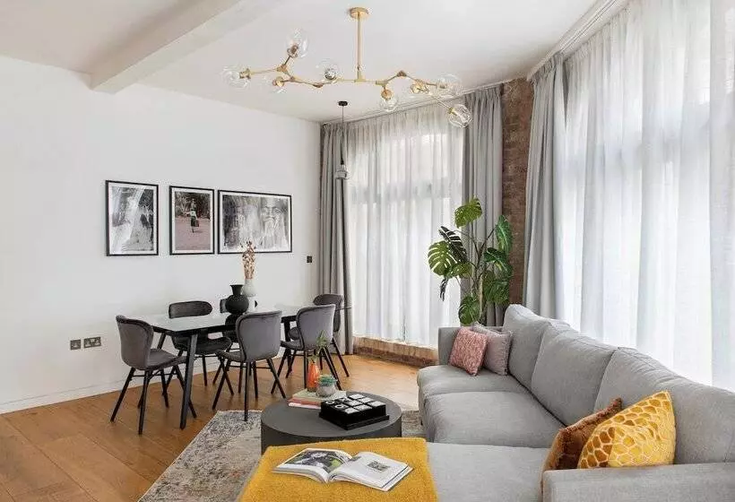 2ベッドルームアパートメント, Cove Arne Street