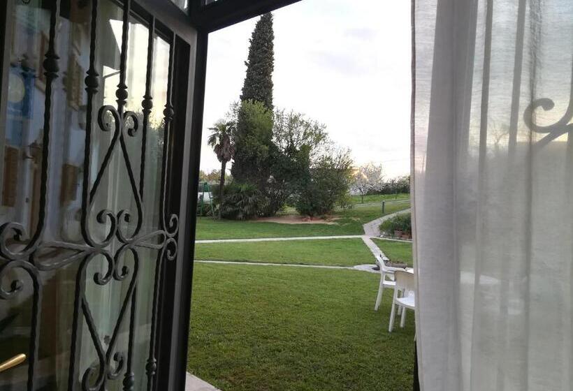 Семейный Номер, B&b Corte Preare