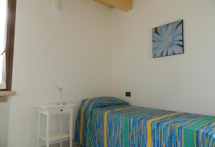 Семейный Номер, B&b Corte Preare