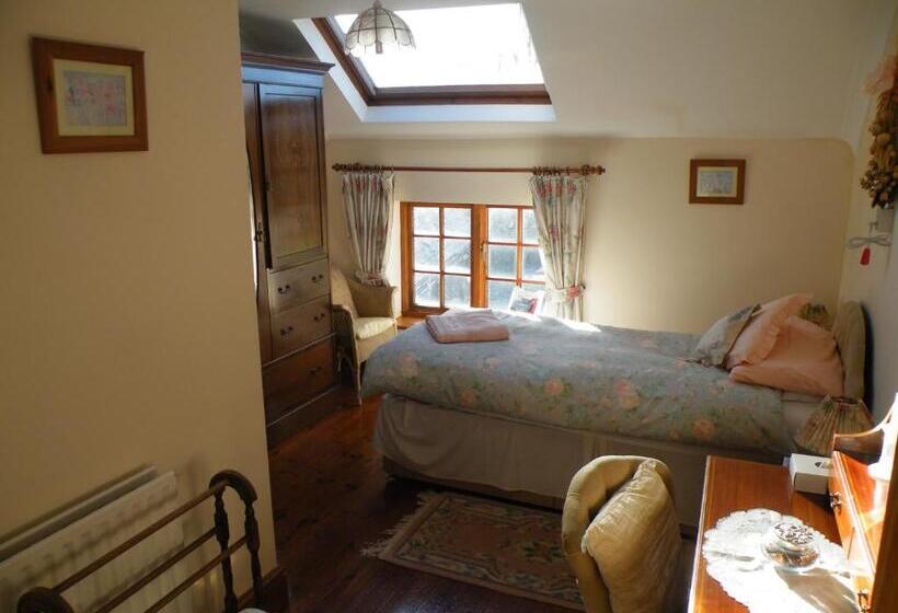 标准间, Burton Farmhouse