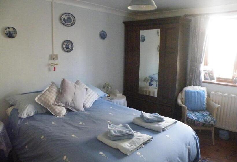 单人经济间, Burton Farmhouse