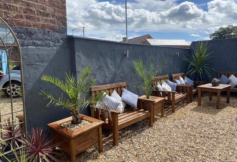 Номер Стандарт, Maison Claire