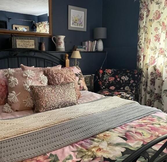 Номер Стандарт, Blue Boar Inn