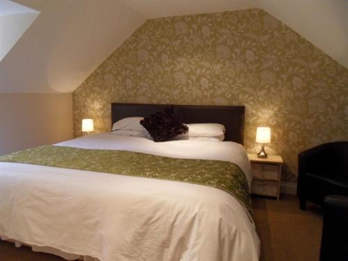 غرفة قياسية ثلاثية, House O  Hill