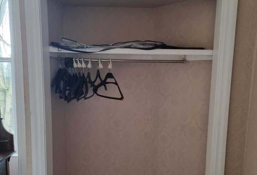 غرفة عائلية, The Station Hotel Penrith