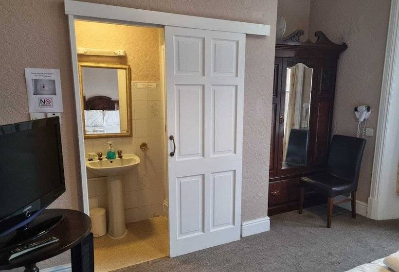 Семейный Номер, The Station Hotel Penrith