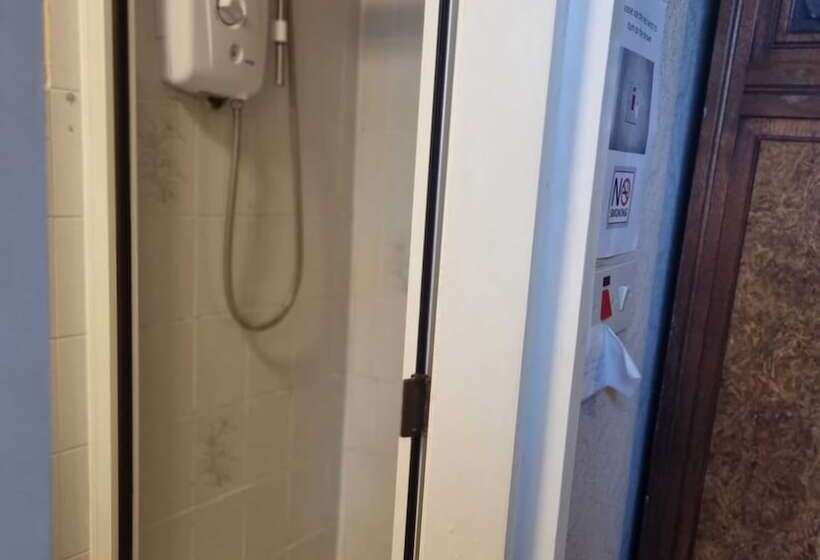 غرفة قياسية فردية, The Station Hotel Penrith