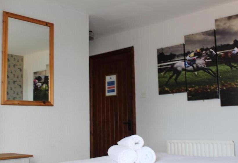 חדר סטנדרט, Stukeleys