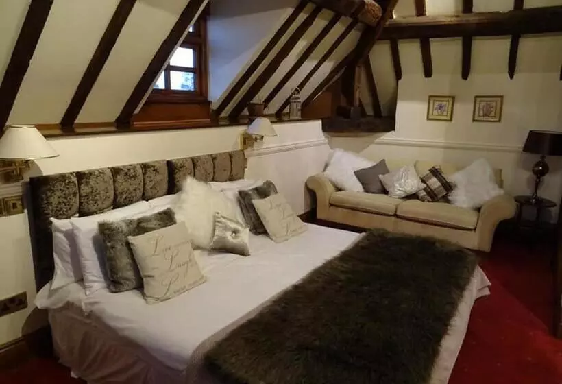اتاق سوپریور با تخت بزرگ, The Grange At Mortimers Cross