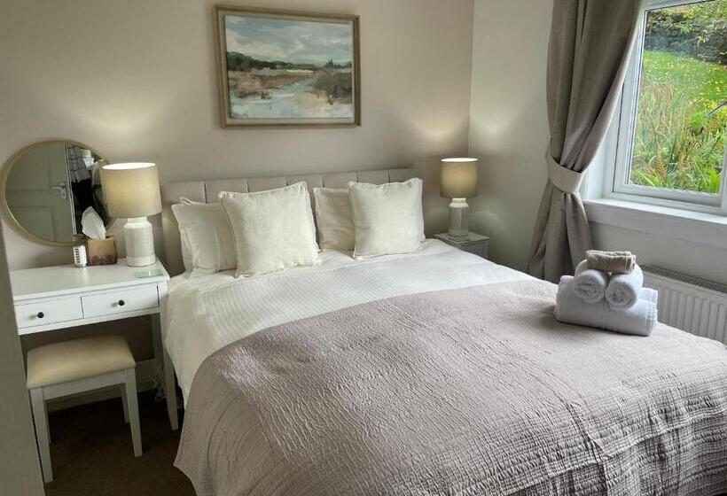 带大床的标准间, Castlecroft Bed And Breakfast