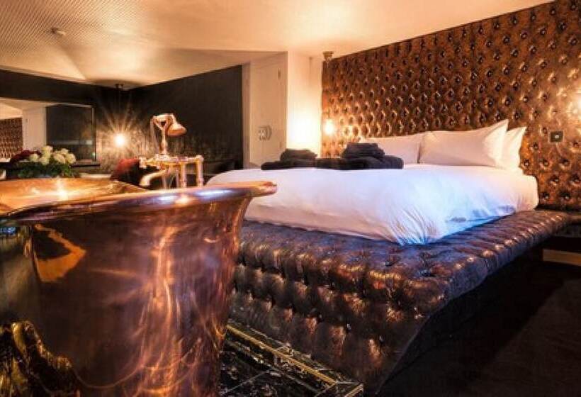 주니어 스위트, Crazy Bear Stadhampton