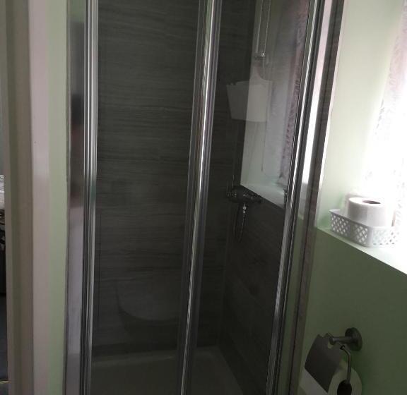 Номер Стандарт, The Phoenix Guest House