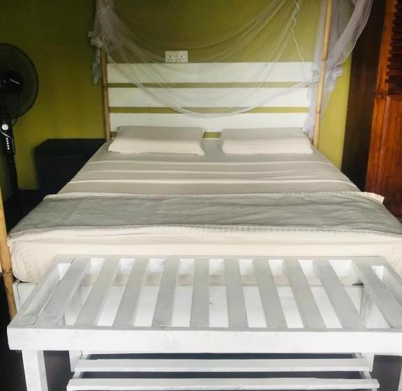 スタンダードルーム, Minthu Homestay