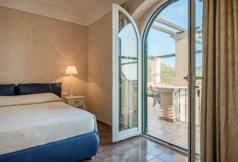 סוויטת ג'וניור עם טרסה, Collina Degli Ulivi B&b