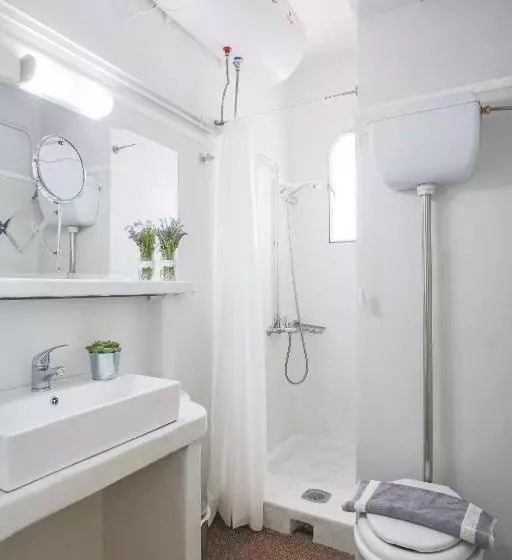 Standard-huone, Asteroa