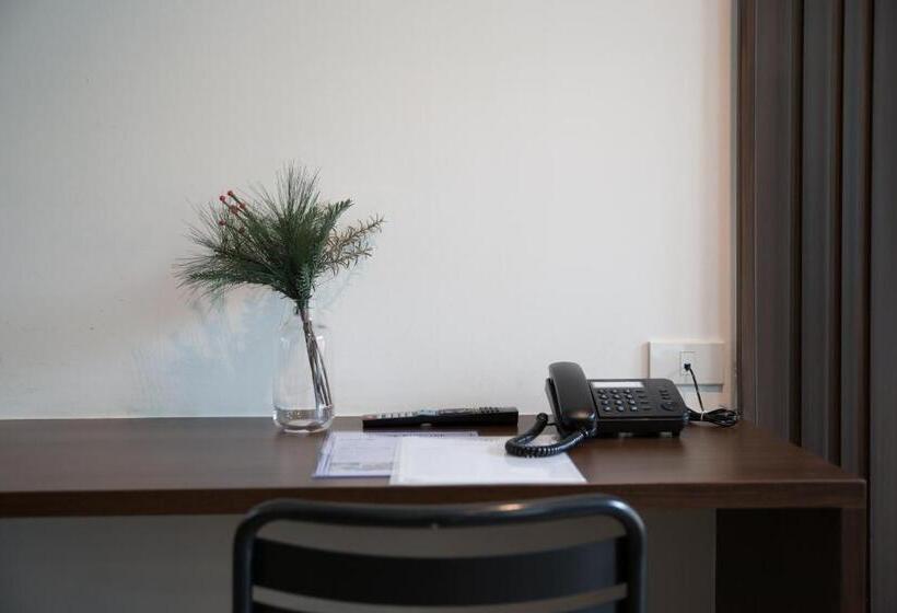 프리미엄 스튜디오, Botanic Service Room At Impact Muangthongthani   Sha Certified