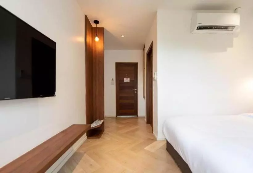 バルコニー付きスタンダードルーム, Botanic Service Room At Impact Muangthongthani Sha Certified
